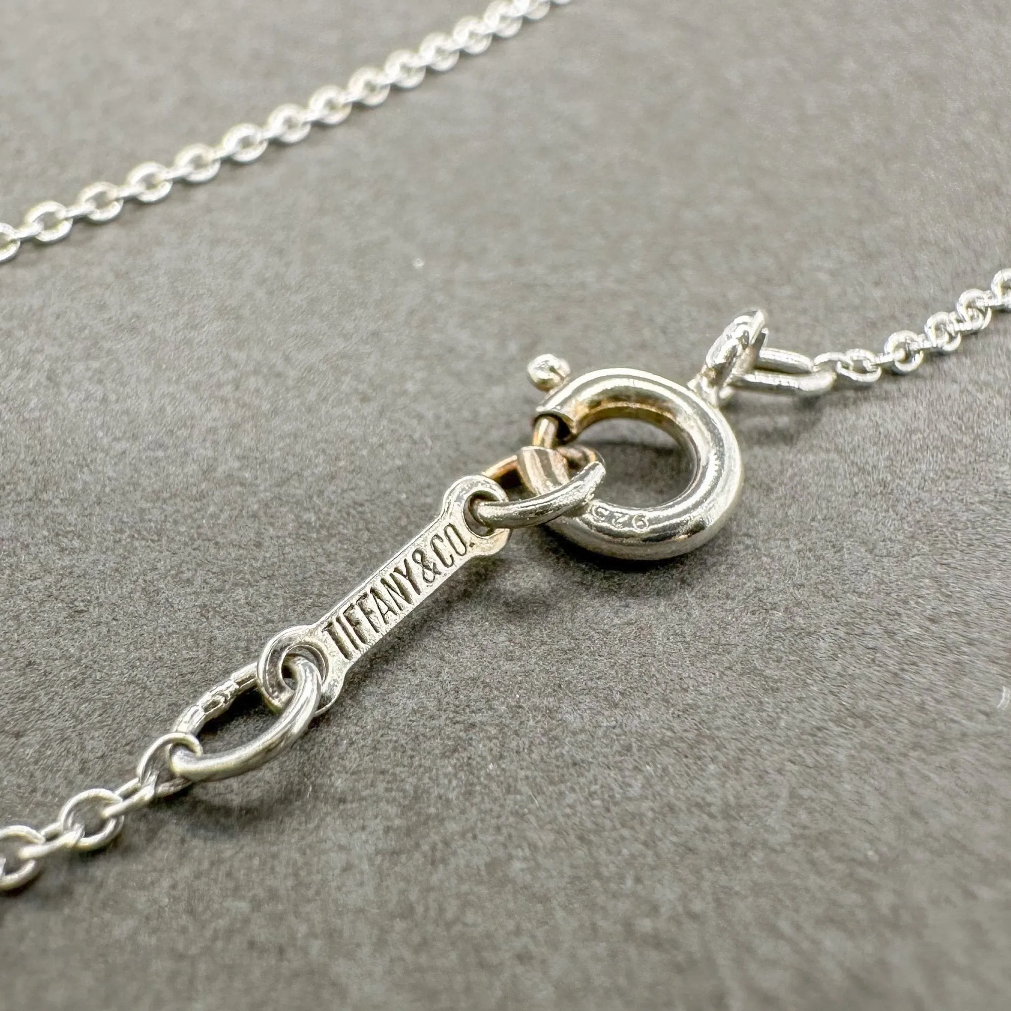 Elegant Tiffany & Co. Estate Sterling Silver Elsa Peretti Bean Pendant
