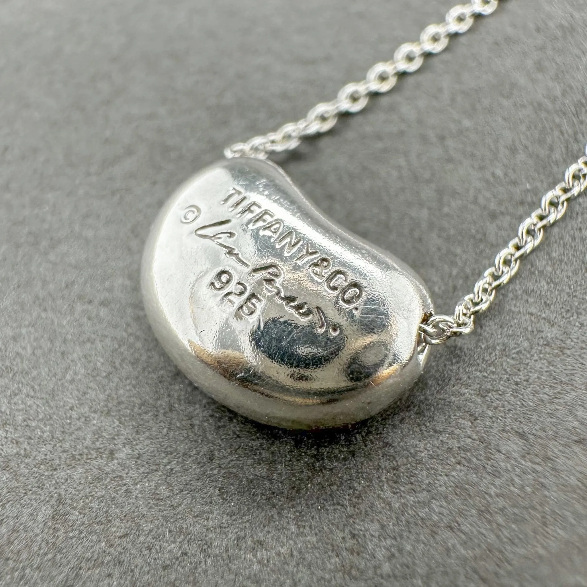 Elegant Tiffany & Co. Estate Sterling Silver Elsa Peretti Bean Pendant
