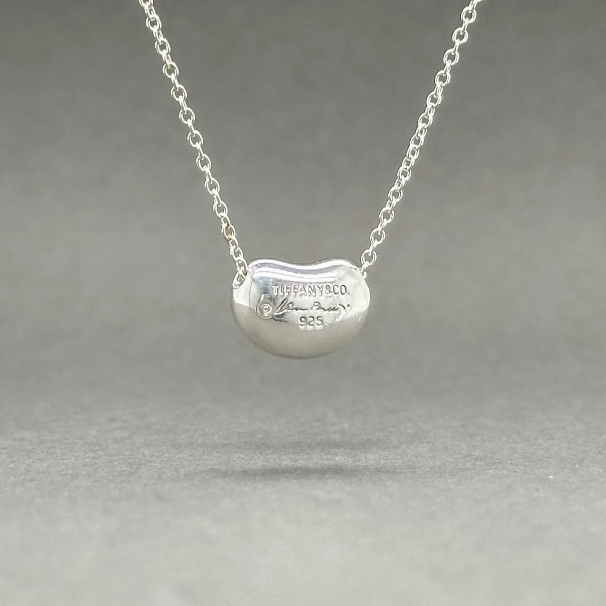 Elegant Tiffany & Co. Estate Sterling Silver Elsa Peretti Bean Pendant