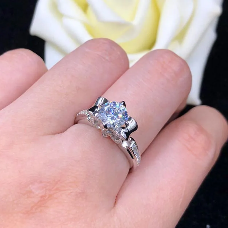 Round Cut Flower Sterling Silver Ring